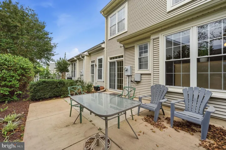 13705 Longmeade Ct, Gainesville, Virginia 20155