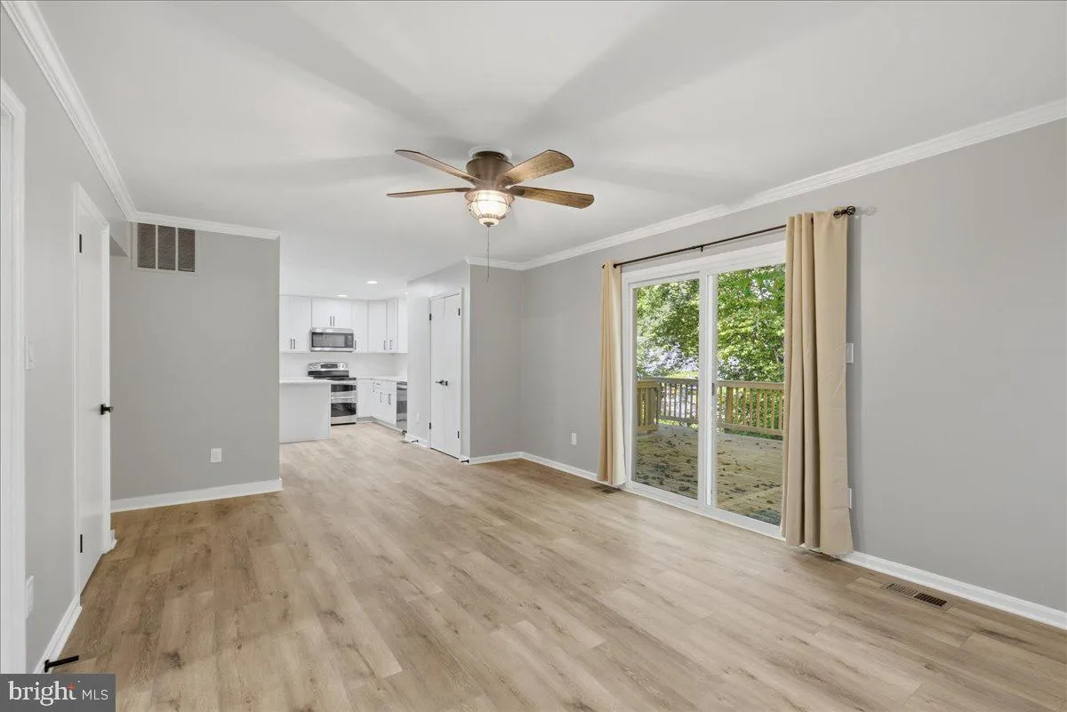 4706 PINECREST COURT, Dumfries, VA 22025