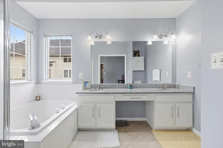 5408 Cheyenne Knoll Pl, Alexandria, Virginia 22312