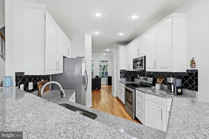 5408 Cheyenne Knoll Pl, Alexandria, Virginia 22312