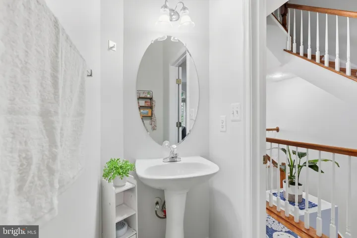 5408 Cheyenne Knoll Pl, Alexandria, Virginia 22312