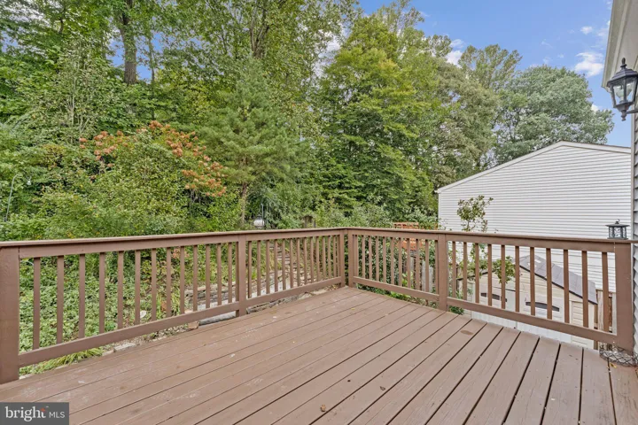 8471 Great Lake Ln, Springfield, Virginia 22153