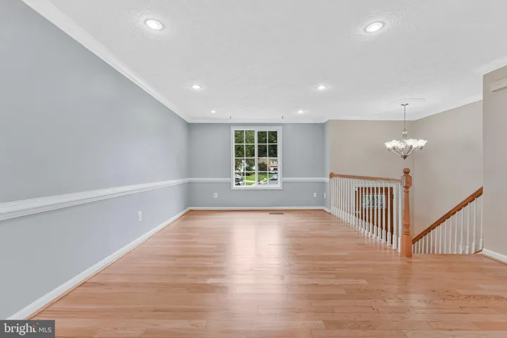 8471 Great Lake Ln, Springfield, Virginia 22153