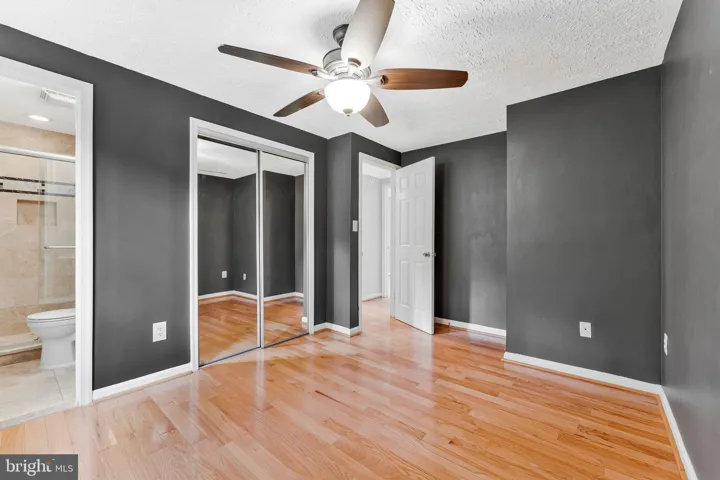 8471 Great Lake Ln, Springfield, Virginia 22153