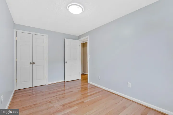 8471 Great Lake Ln, Springfield, Virginia 22153