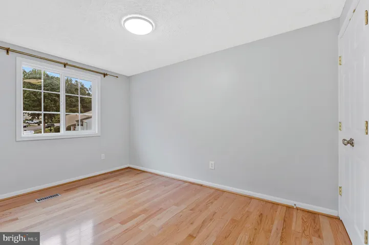 8471 Great Lake Ln, Springfield, Virginia 22153