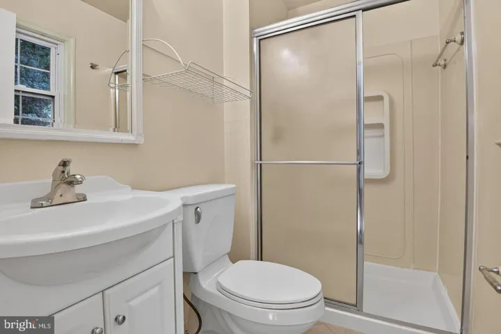 3409 Beverly Dr, Annandale, Virginia 22003