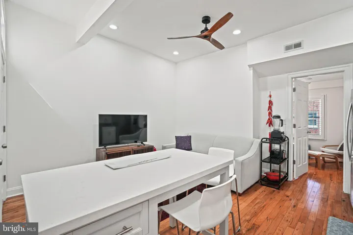 1102 Holbrook Ter Ne, Washington, District of Columbia 20002