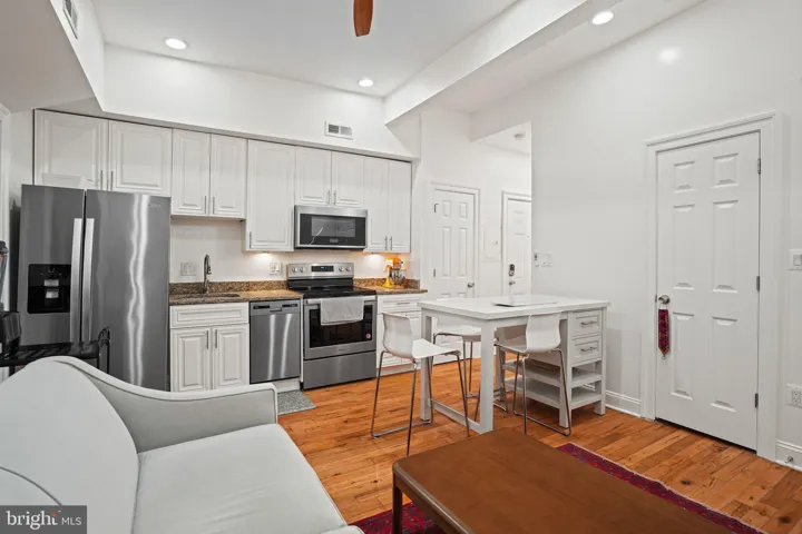 1102 Holbrook Ter Ne, Washington, District of Columbia 20002