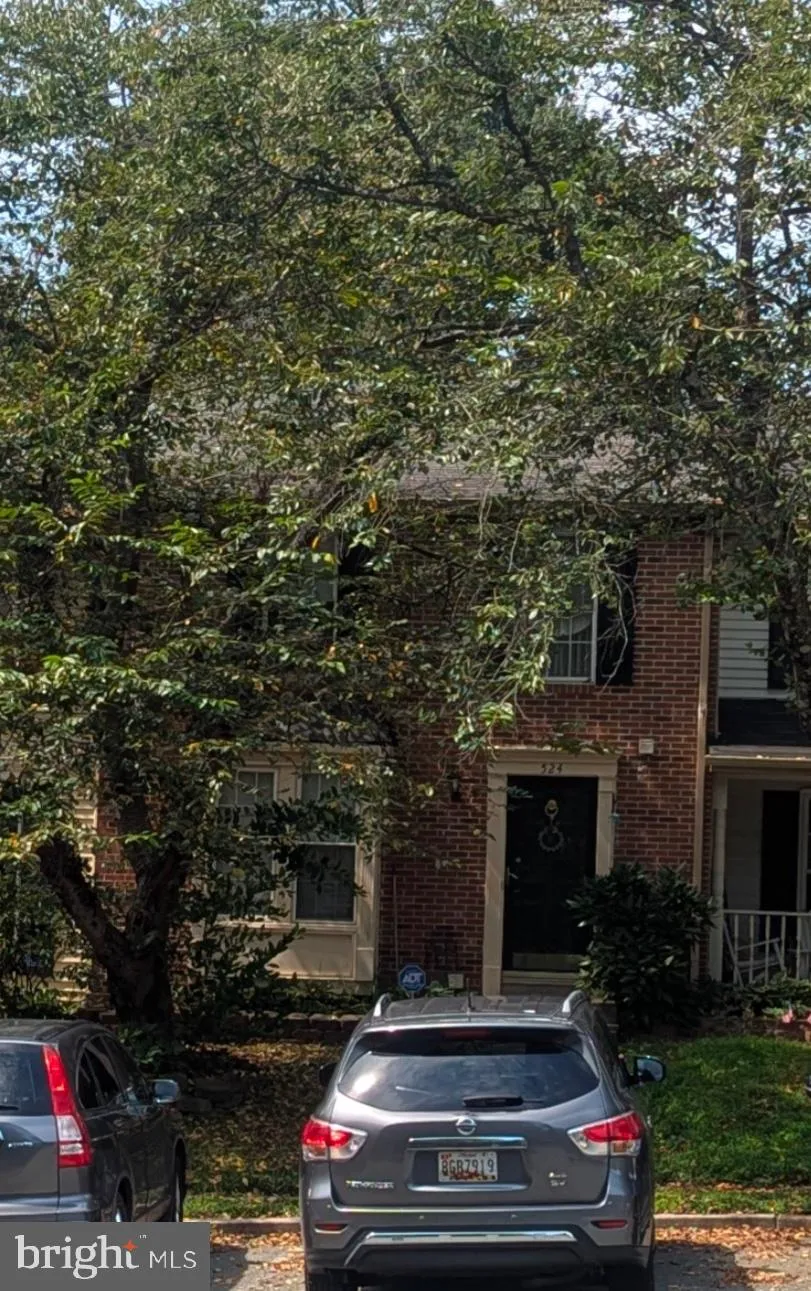 524 CORAL REEF DRIVE, Gaithersburg, MD 20878