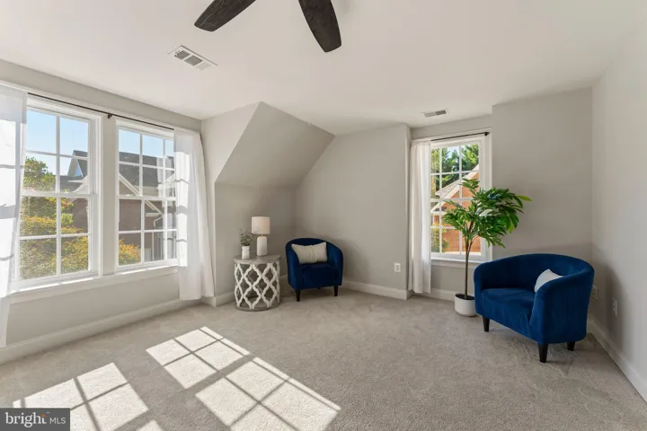 2158 Harithy Dr, Dunn Loring, Virginia 22027