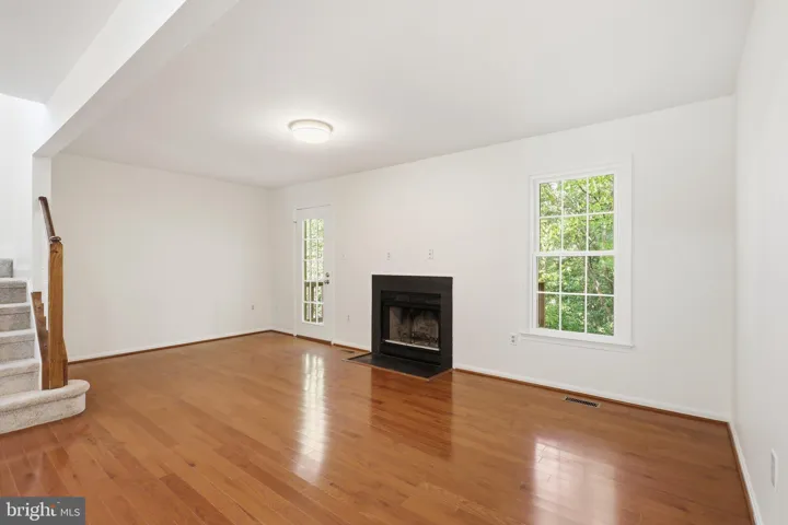 46752 Woodmint Ter Sterling, Sterling, Virginia 20164