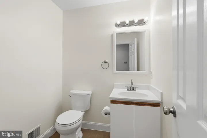 46752 Woodmint Ter Sterling, Sterling, Virginia 20164