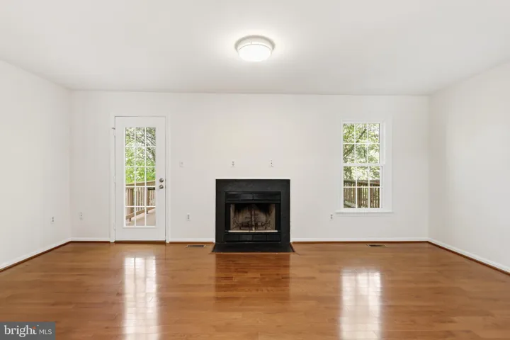 46752 Woodmint Ter Sterling, Sterling, Virginia 20164