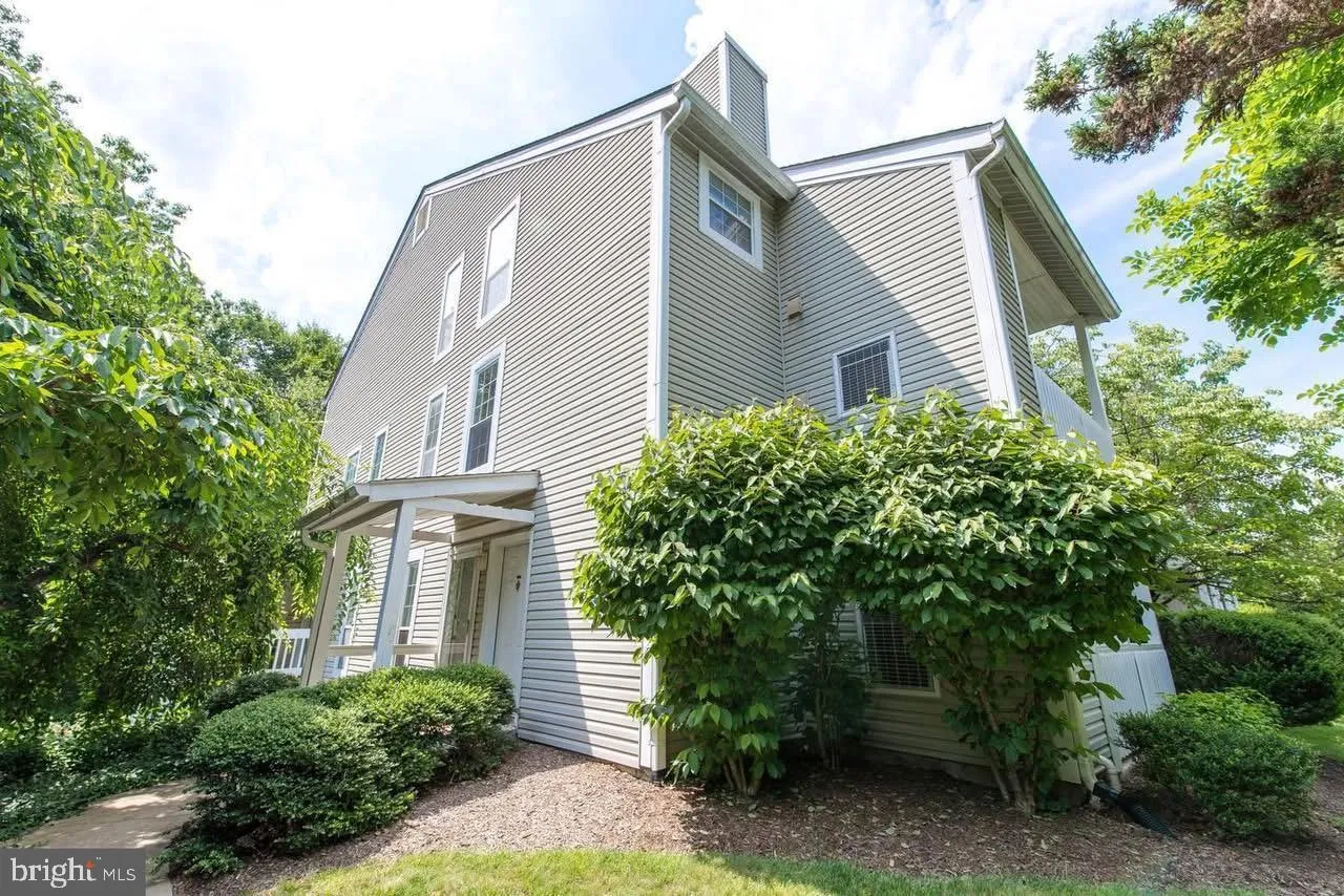 12110 CARDAMOM DRIVE, Woodbridge, VA 22192