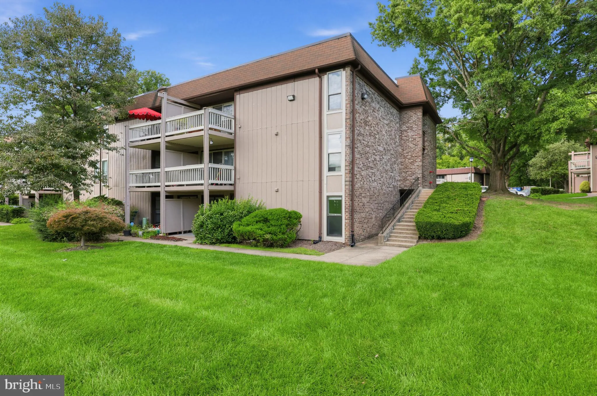 5803 ROYAL RIDGE DRIVE, Springfield, VA 22152