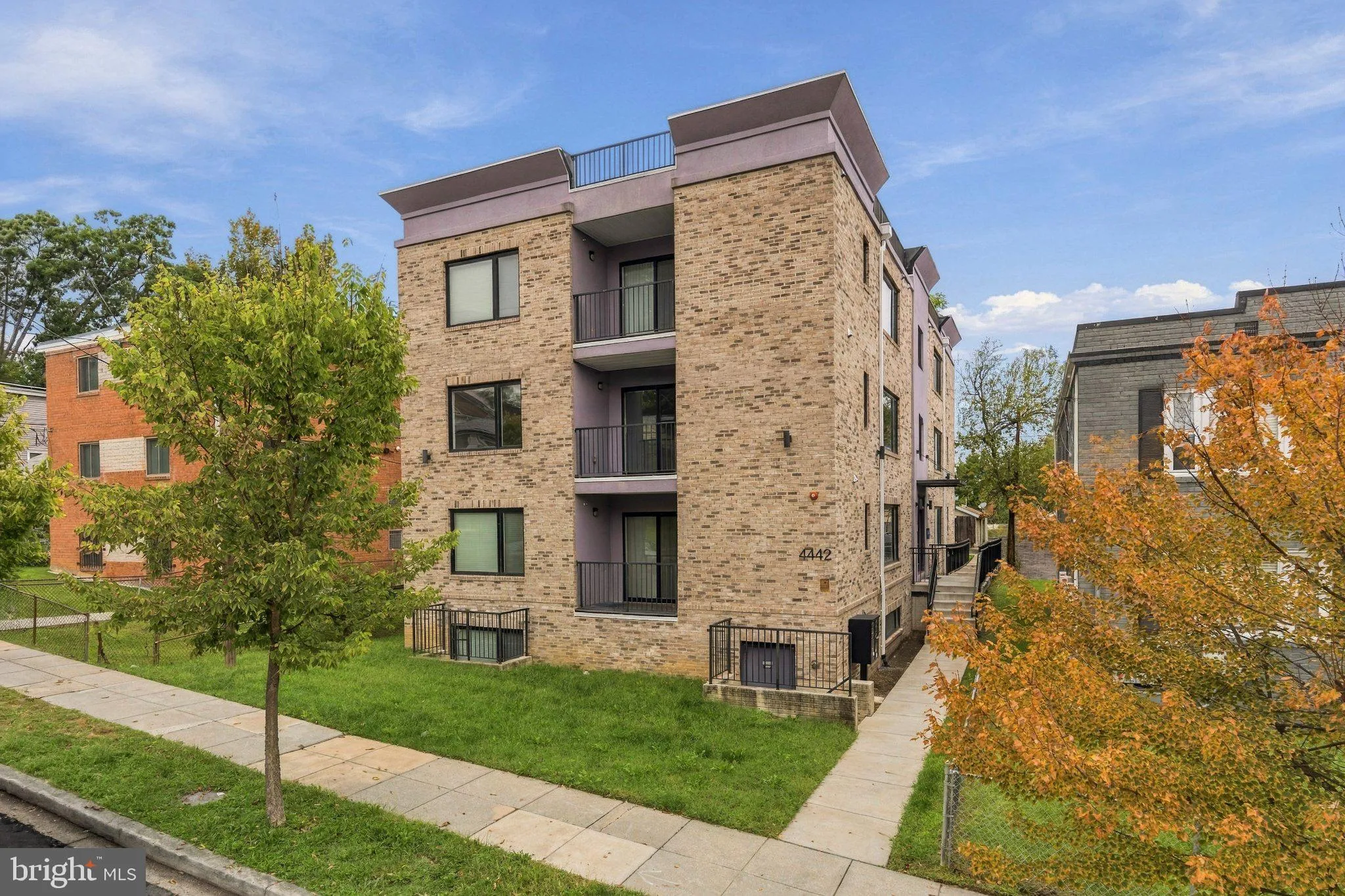 4442 B STREET, Washington, DC 20019