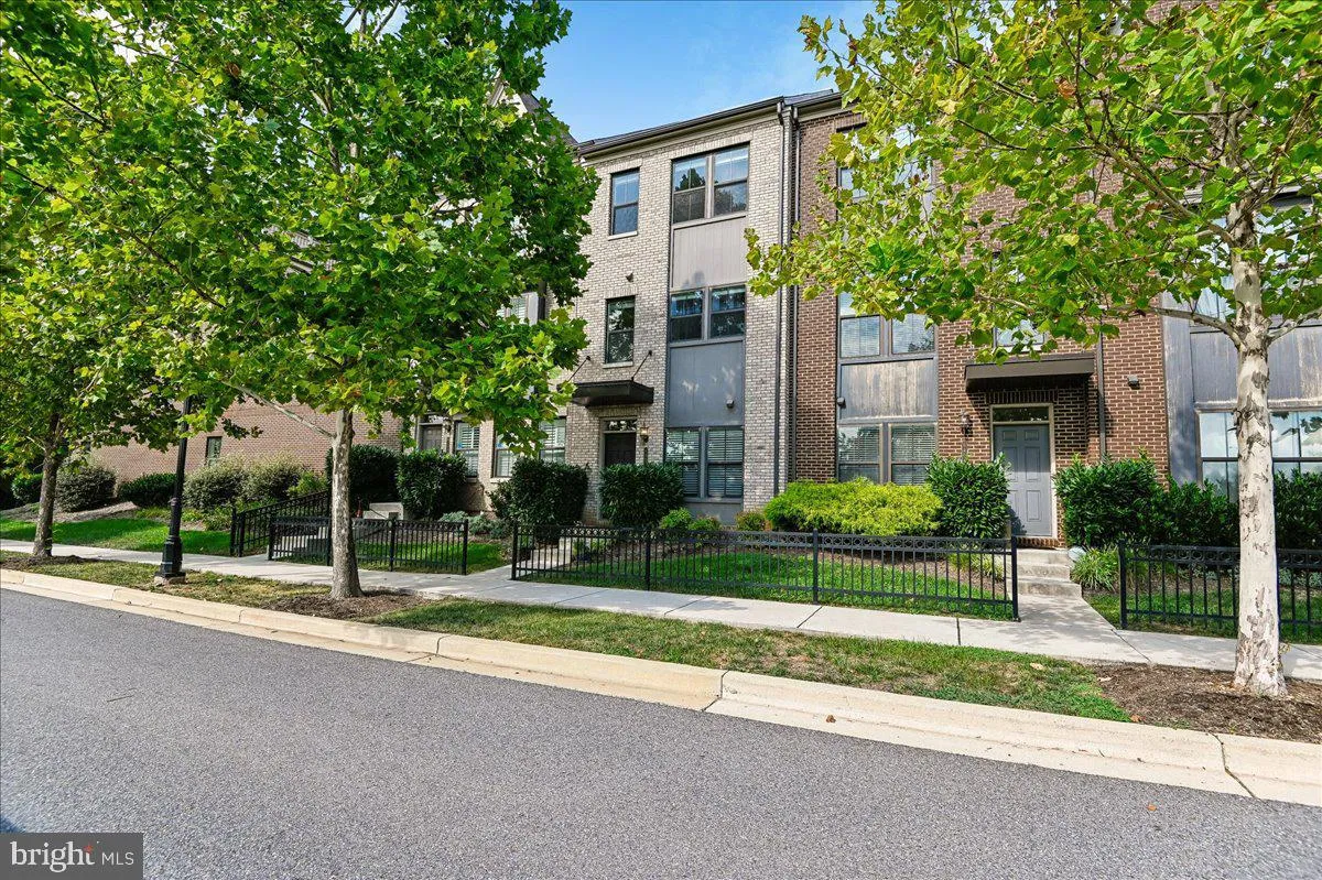 6402 47TH STREET, Riverdale, MD 20737