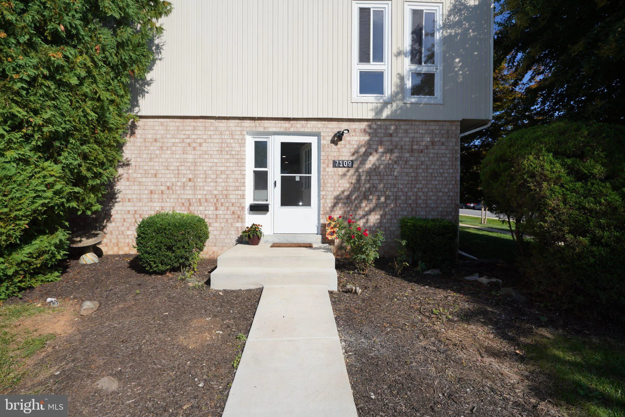 7109 MILL RUN DRIVE, Rockville, MD 20855