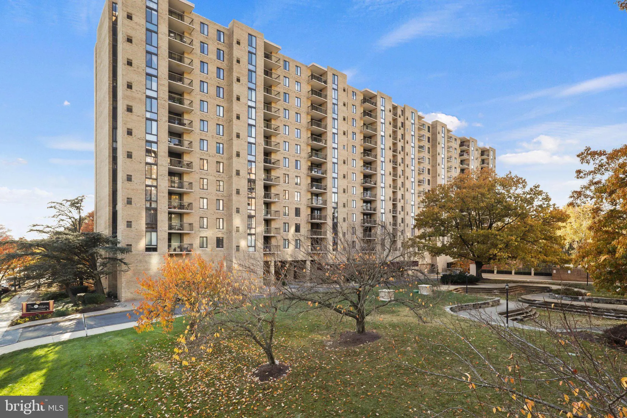 4500 FOUR MILE RUN DRIVE, Arlington, VA 22204
