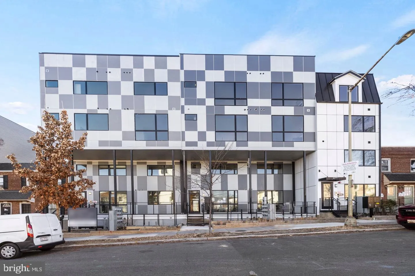 824 18TH STREET, Washington, DC 20002