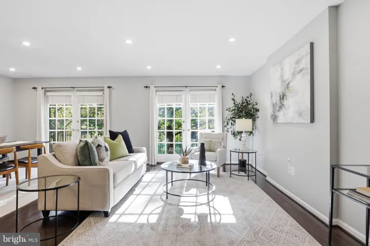 2156 Golf Course Dr, Reston, Virginia 20191