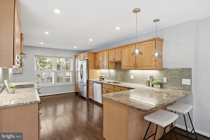 2156 Golf Course Dr, Reston, Virginia 20191
