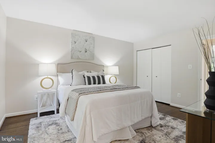 2156 Golf Course Dr, Reston, Virginia 20191