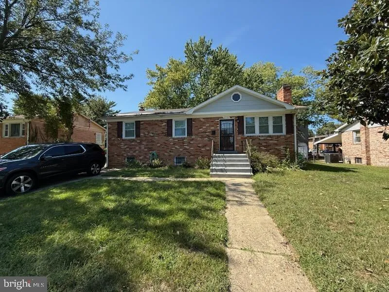 2711 BOONES LANE, District Heights, MD 20747