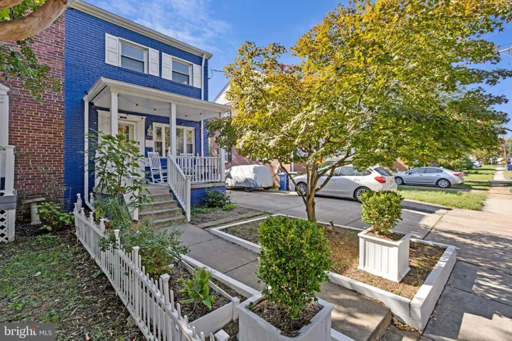 327 Ashby St, Alexandria, Virginia 22305