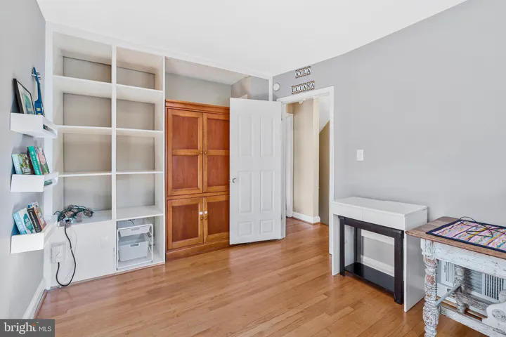 327 Ashby St, Alexandria, Virginia 22305