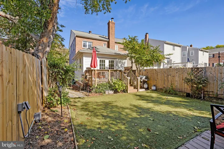 327 Ashby St, Alexandria, Virginia 22305