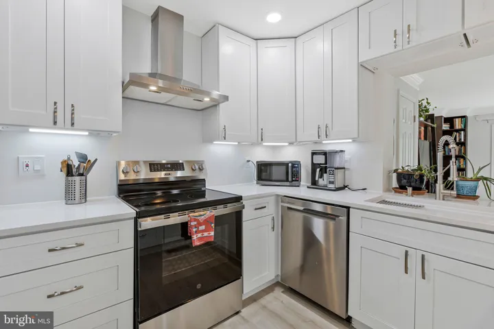 327 Ashby St, Alexandria, Virginia 22305