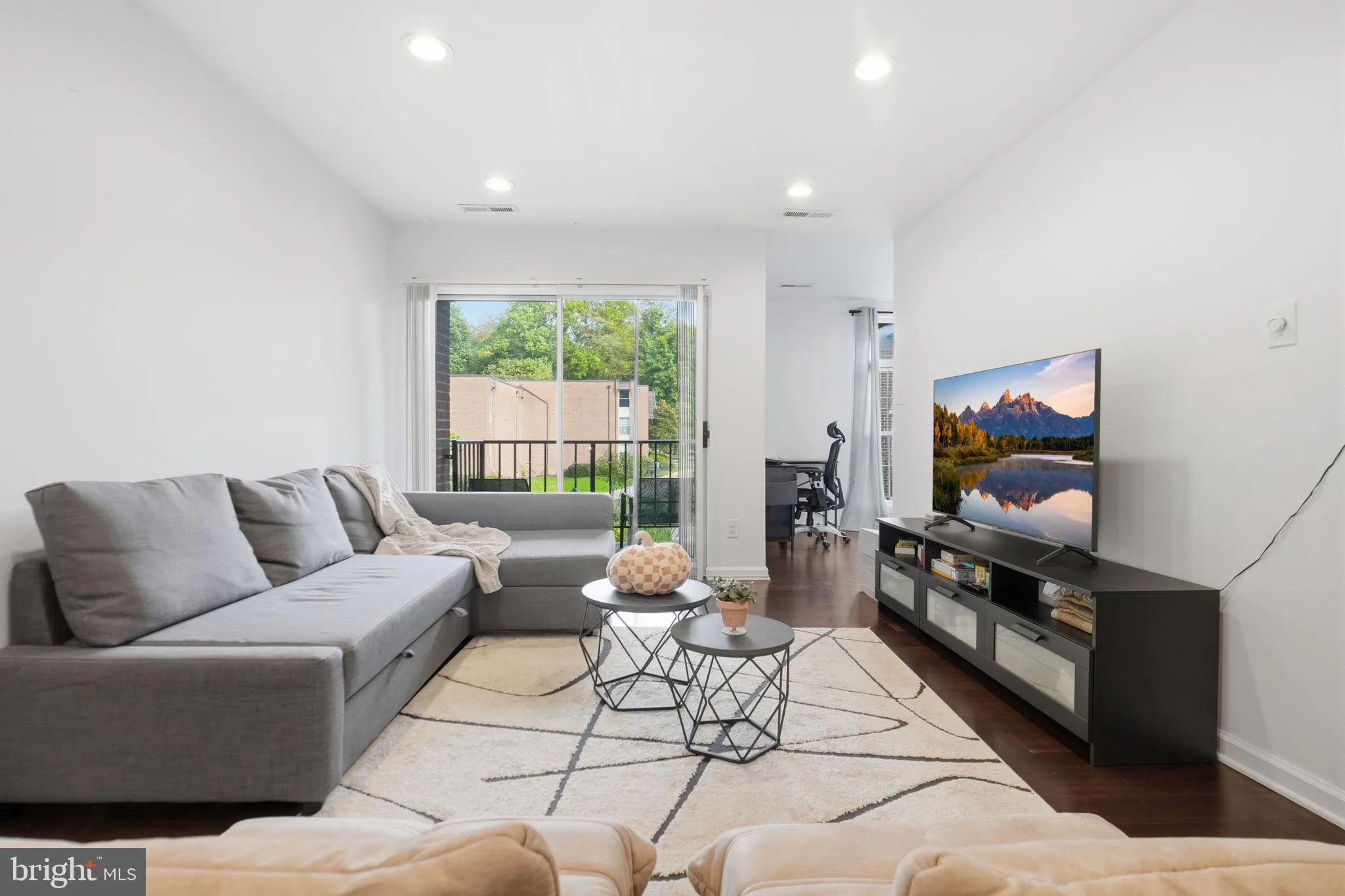 8312 TOBIN RD ROAD, Annandale, VA 22003