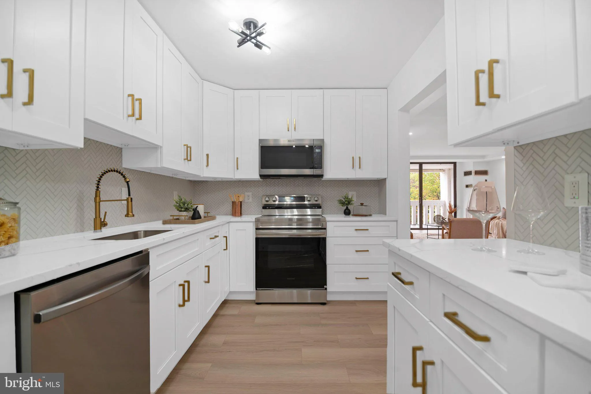 6101 EDSALL ROAD, Alexandria, VA 22304