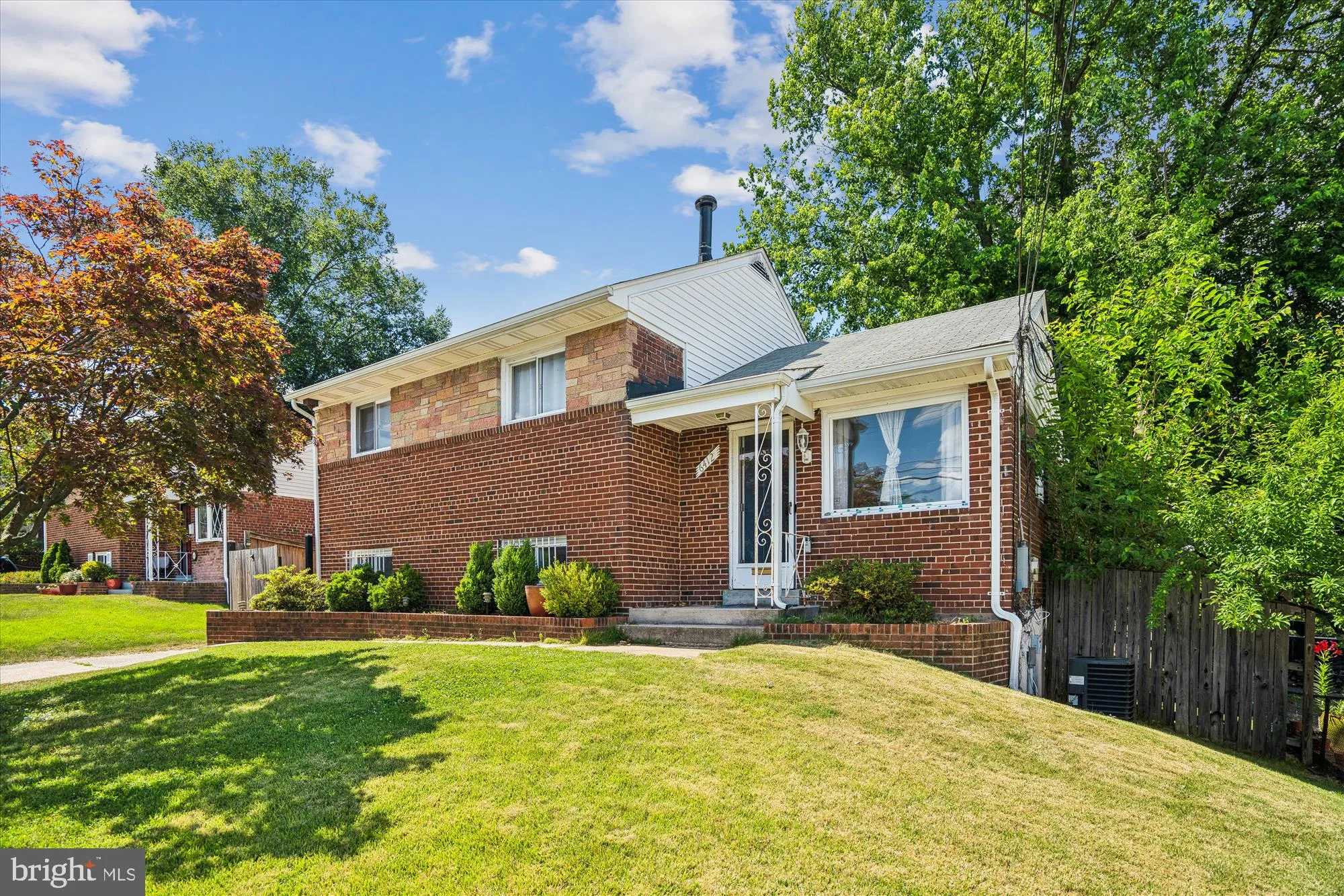 6412 ROLLING RIDGE DRIVE, Capitol Heights, MD 20743