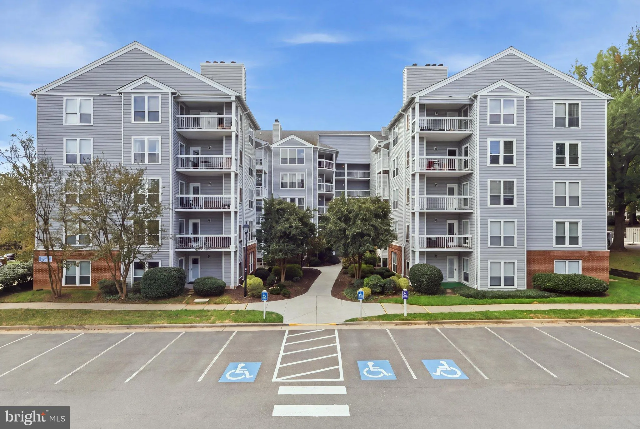 3178 SUMMIT SQUARE DRIVE, Oakton, VA 22124