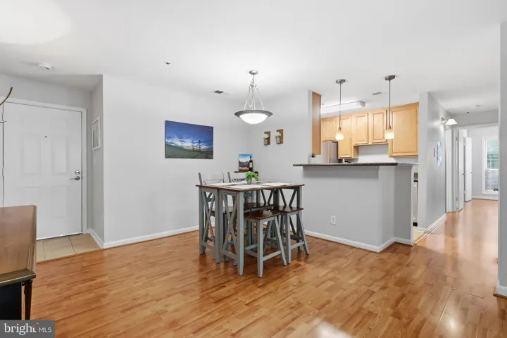 3178 Summit Square Dr, Oakton, Virginia 22124