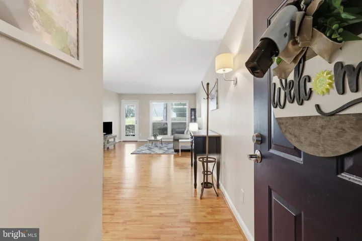 3178 Summit Square Dr, Oakton, Virginia 22124