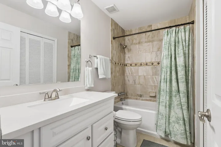 3178 Summit Square Dr, Oakton, Virginia 22124