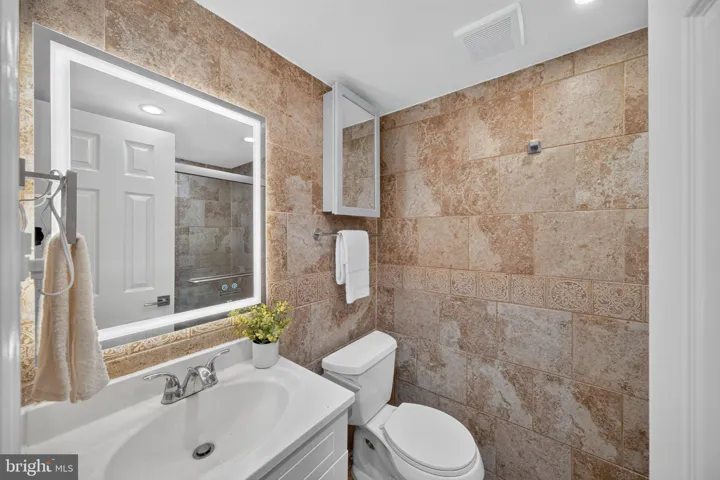 5000 7th Rd S, Arlington, Virginia 22204