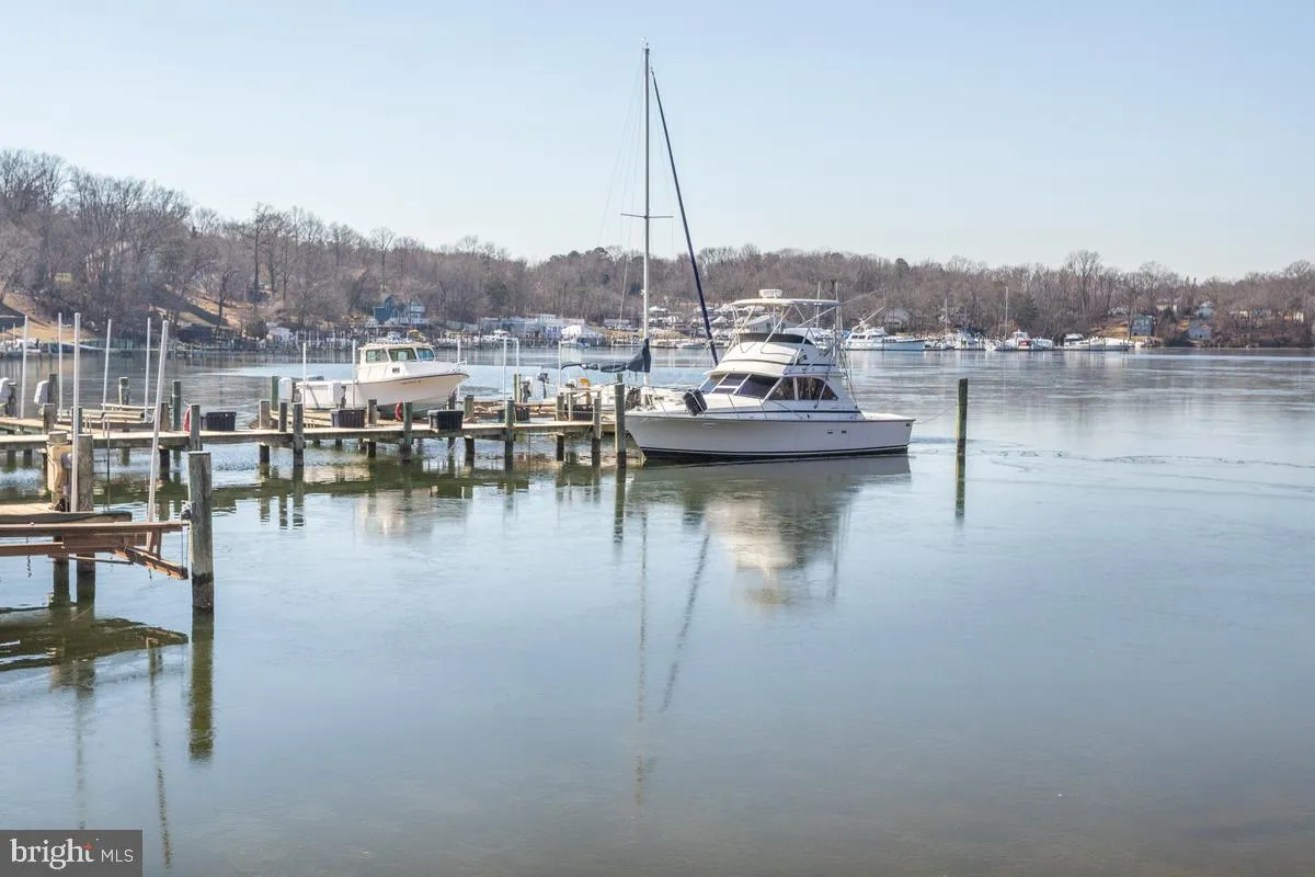 1338 HOLLOW GLEN COURT, Chestnut Hill Cove, MD 21226