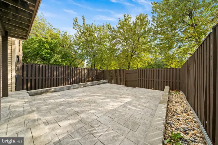 553 Sparkleberry Ter Ne, Leesburg, Virginia 20176