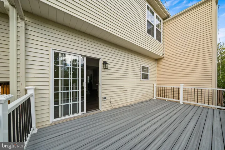 553 Sparkleberry Ter Ne, Leesburg, Virginia 20176