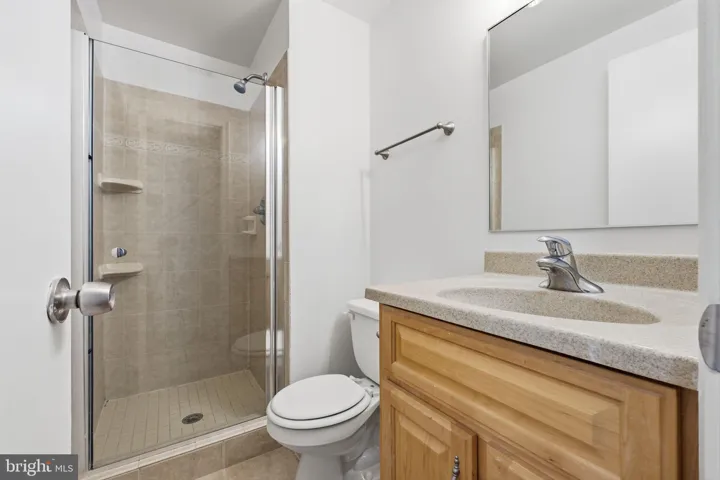 7918 Brunswick Forest Pass, Annandale, Virginia 22003