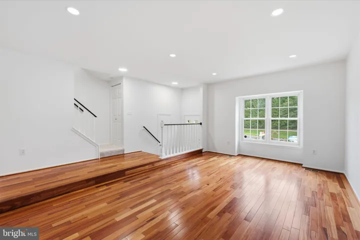 7918 Brunswick Forest Pass, Annandale, Virginia 22003