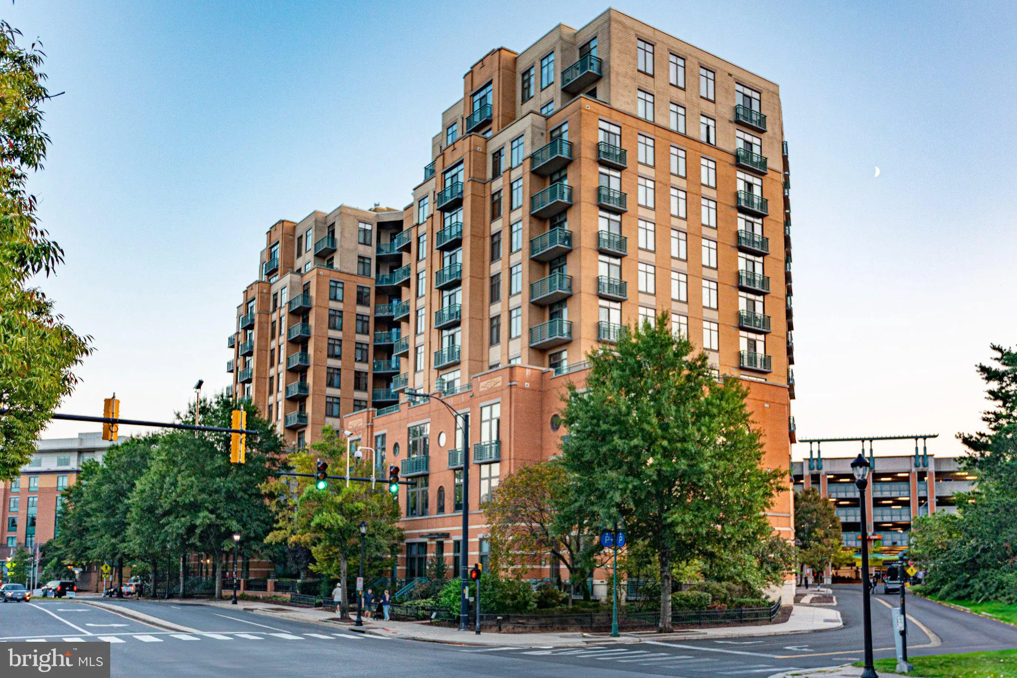 2720 ARLINGTON MILL DRIVE, Arlington, VA 22206