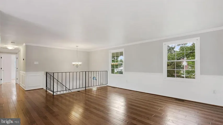 12802 Melvue Ct, Fairfax, Virginia 22033