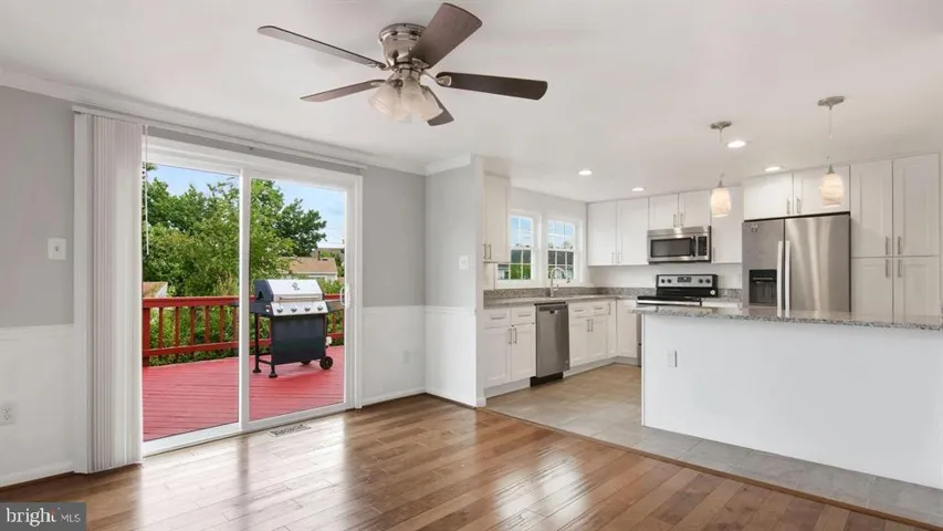 12802 Melvue Ct, Fairfax, Virginia 22033