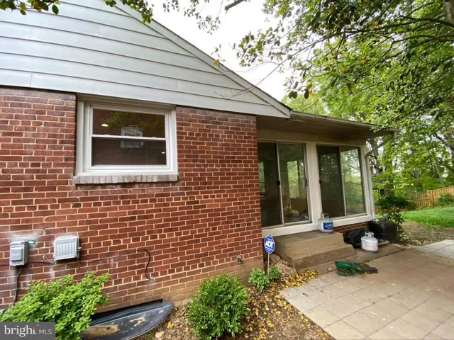 809 N Ashton St, Alexandria, Virginia 22312